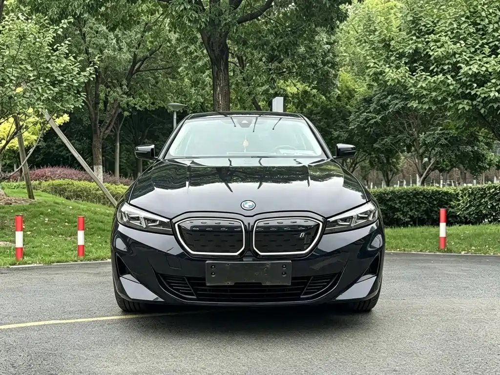 BMW i3 2022 — фото 2