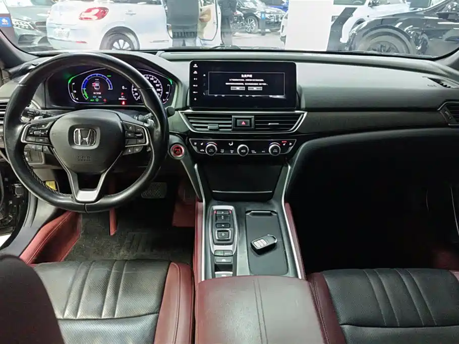 Honda Inspire 2022 — фото 12