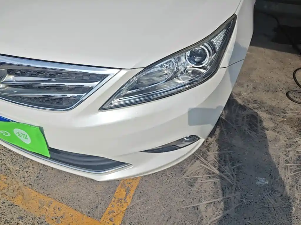 Changan Eado 2015 — фото 24