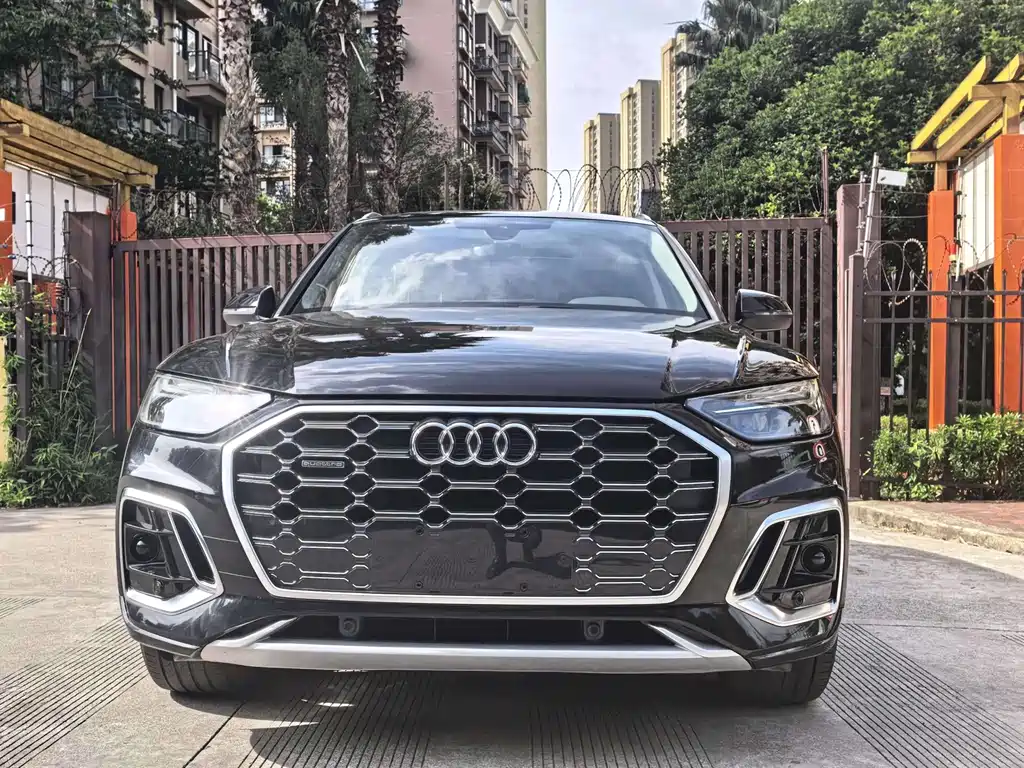 Audi Q5L 2022 — фото 2