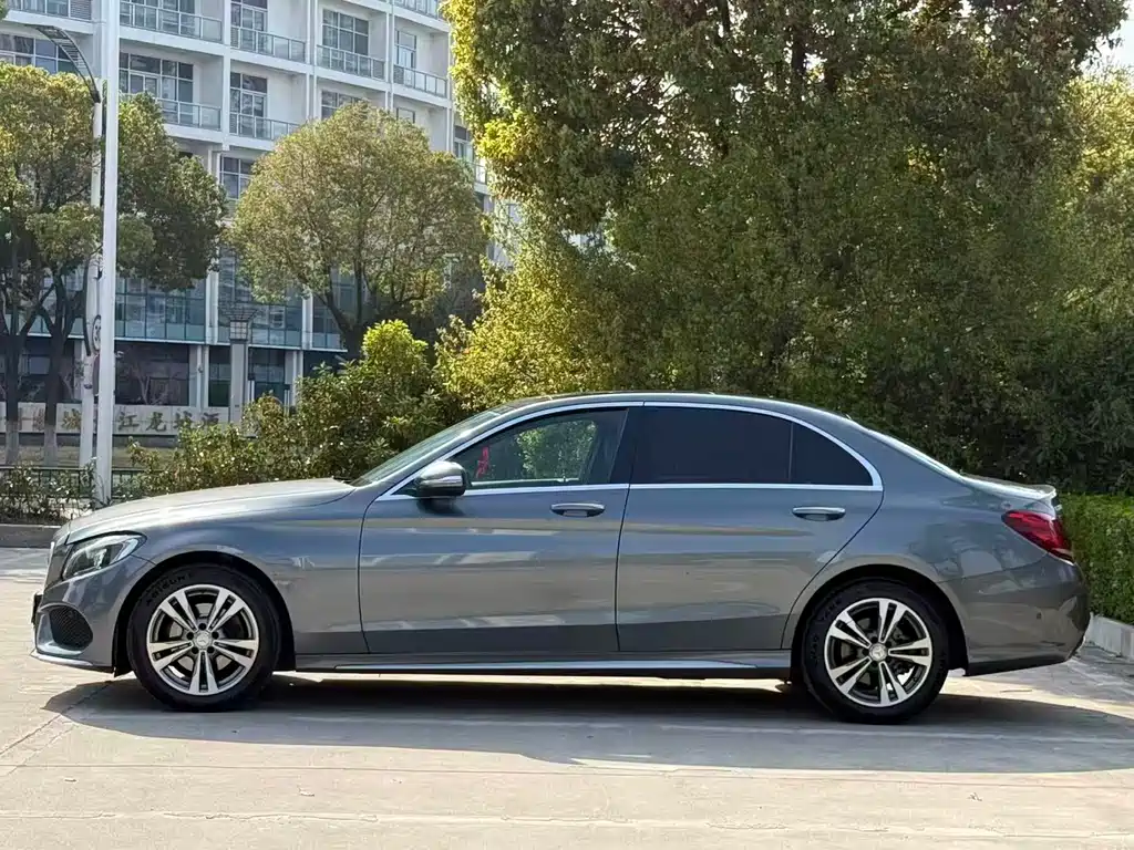 Mercedes-Benz C-Class 2017 — фото 3