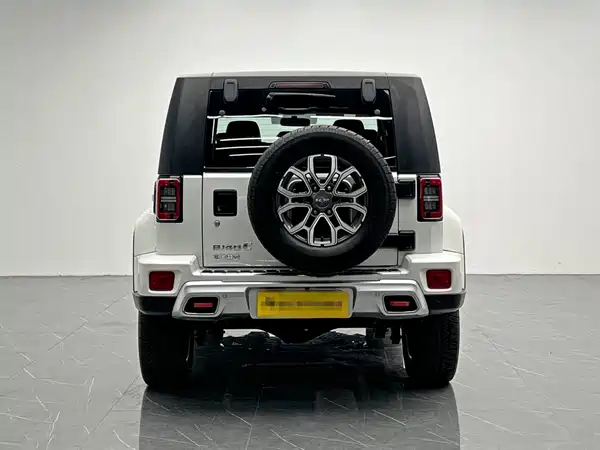 BAIC BJ40 2024