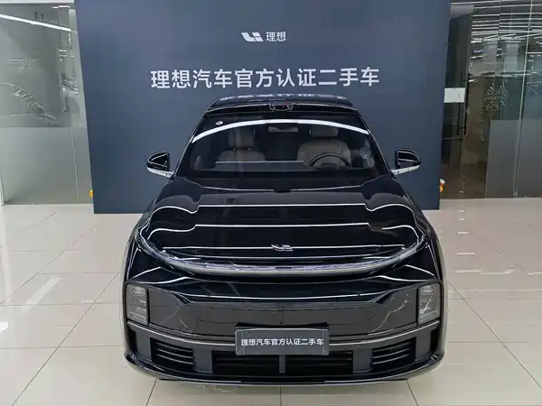 Li Auto L7 2025