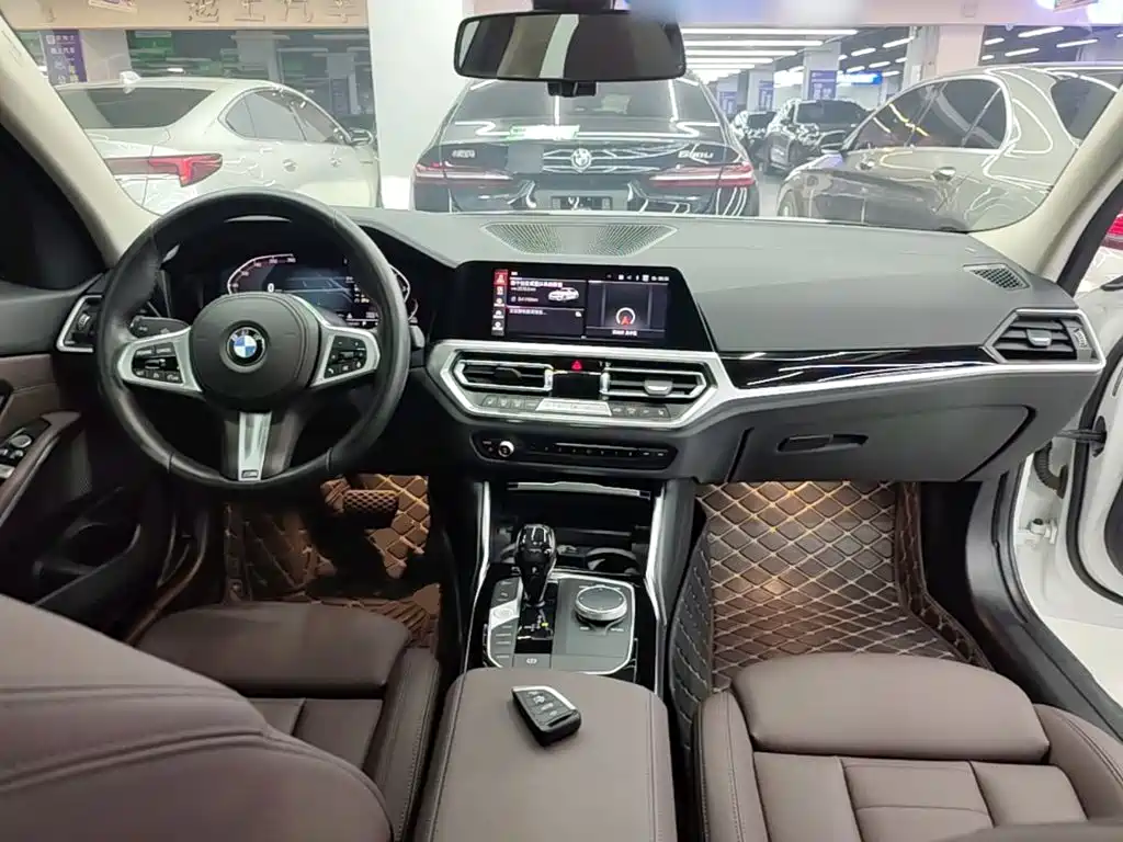 BMW 3 Series 2021