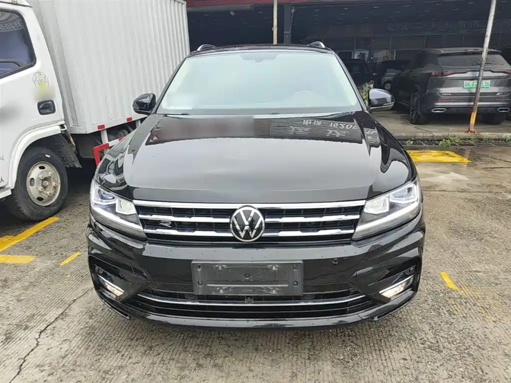 Volkswagen Tiguan L 2021 — фото 3