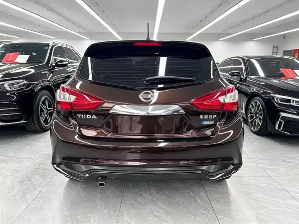 Nissan Tiida 2017