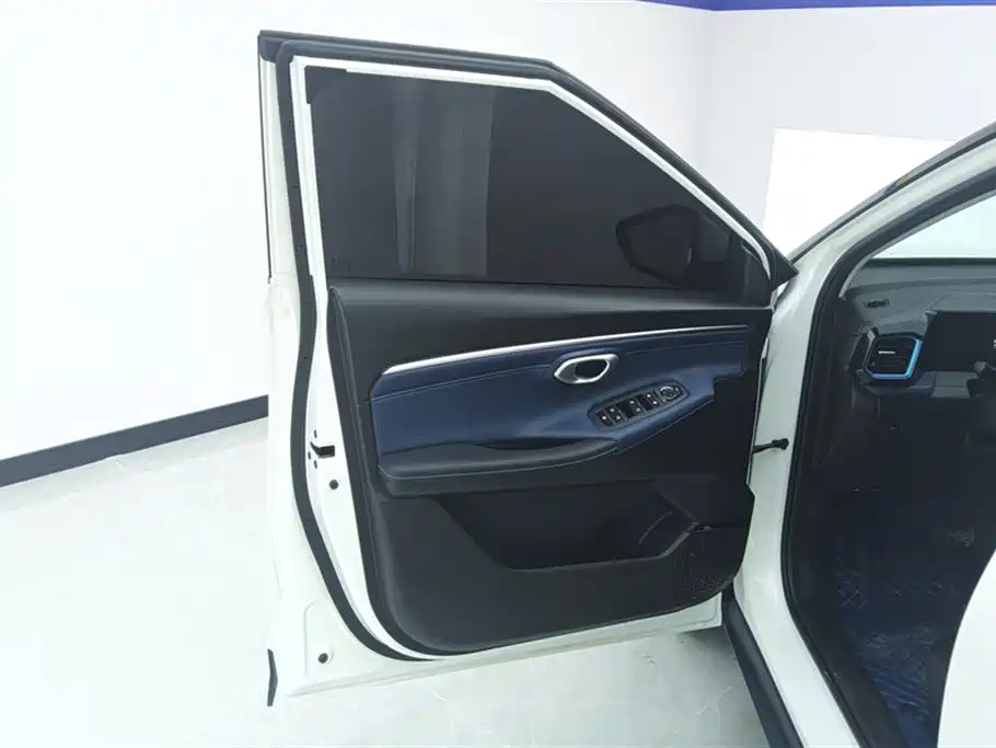 GAC Motor Trumpchi GS3 2025 — фото 7