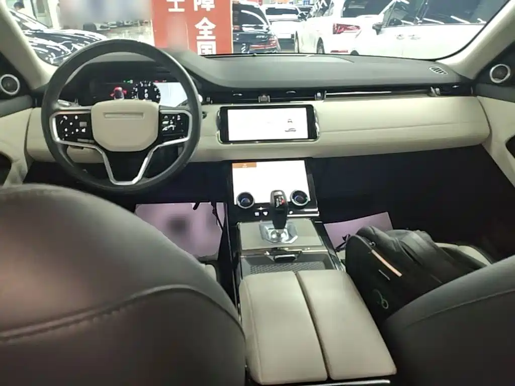 Land Rover Evoque 2022