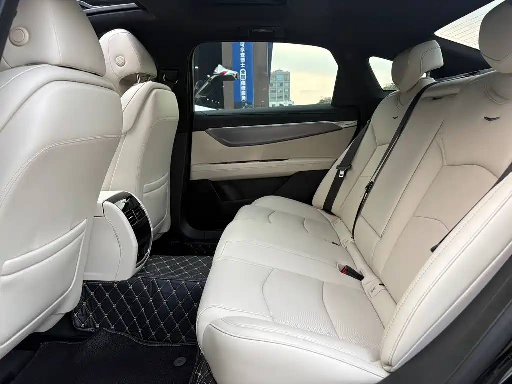 Cadillac CT6 2024 — фото 14