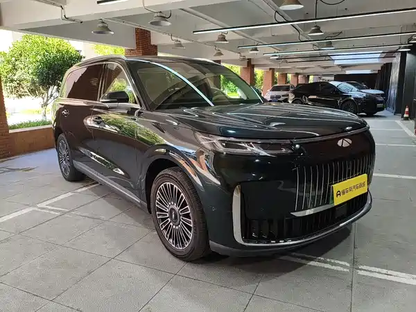 Chery Fengyun T11 2025