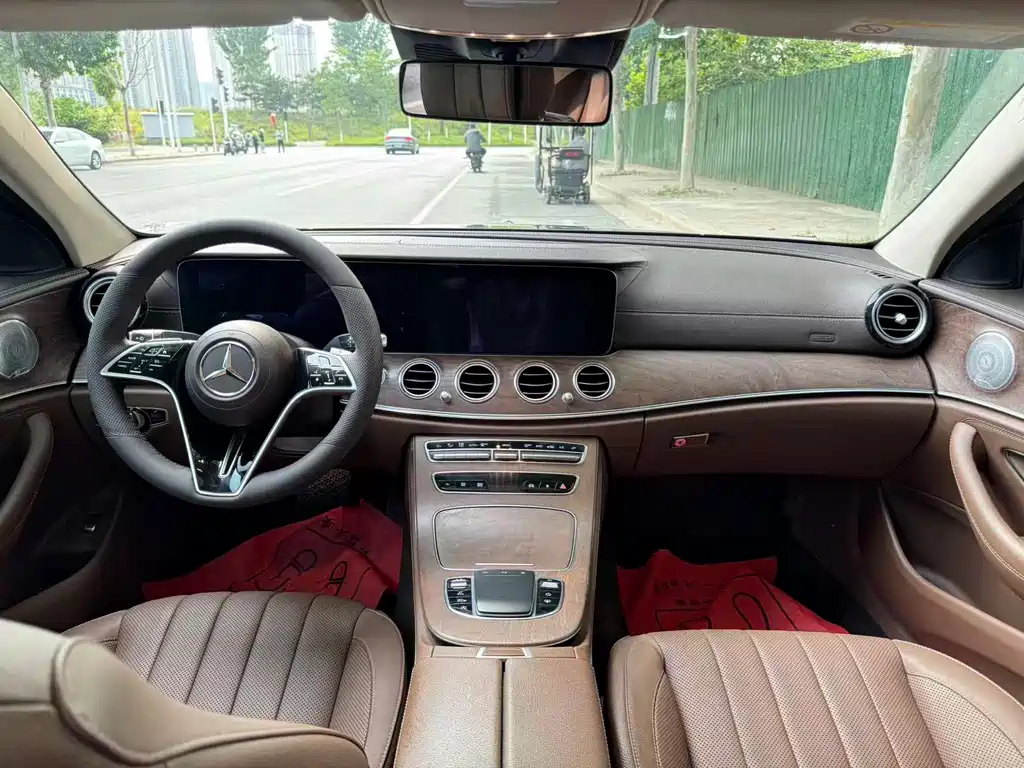Mercedes-Benz E-Class 2020 — фото 5