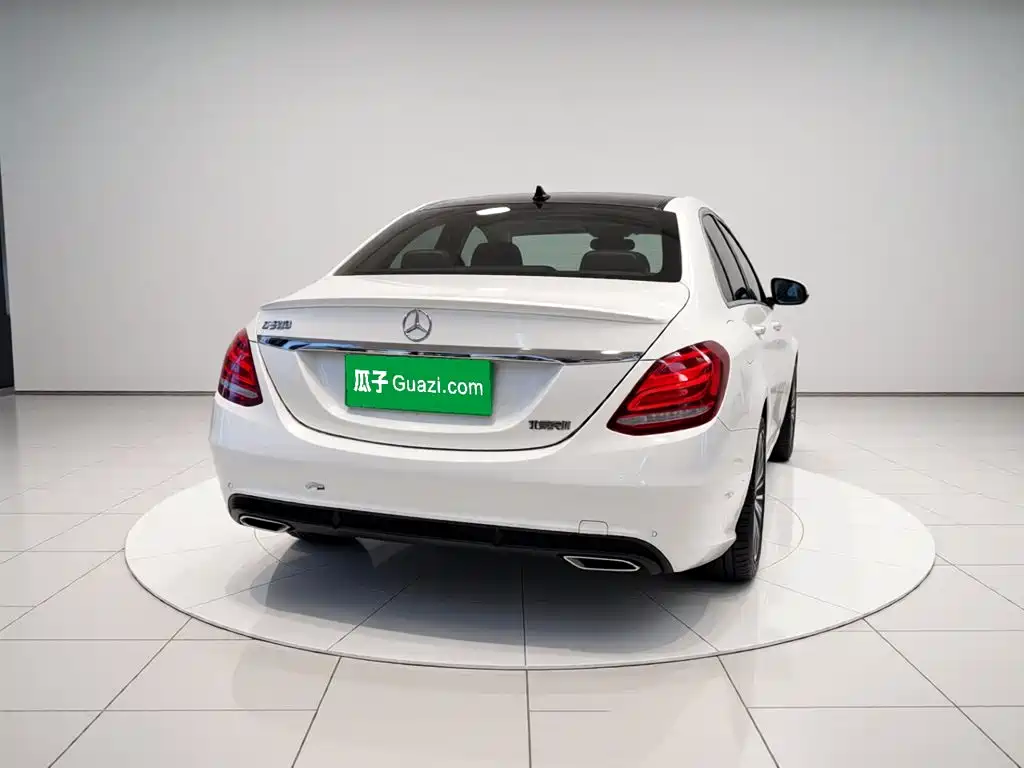 Mercedes-Benz C-Class 2018 — фото 14