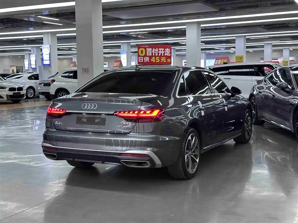 Audi A4L 2021 — фото 12