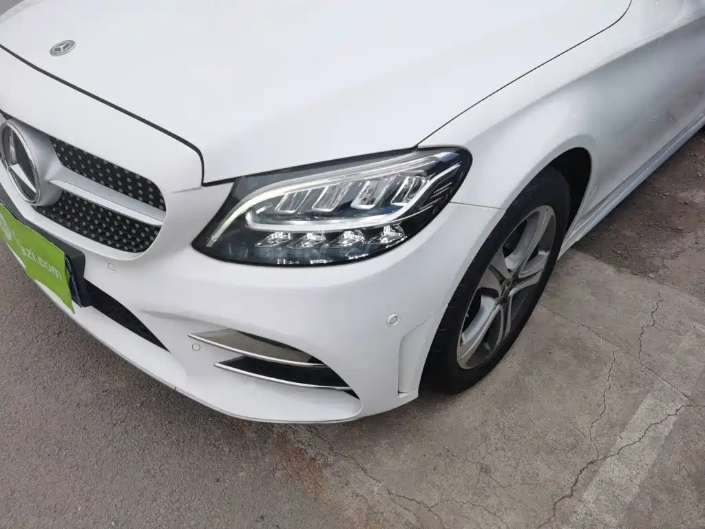 Mercedes-Benz C-Class 2018 — фото 24