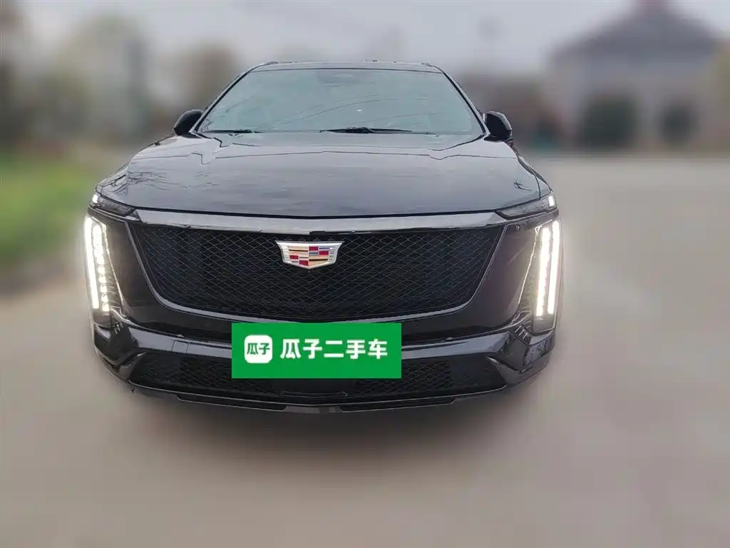 Cadillac XT5 2025 — фото 2