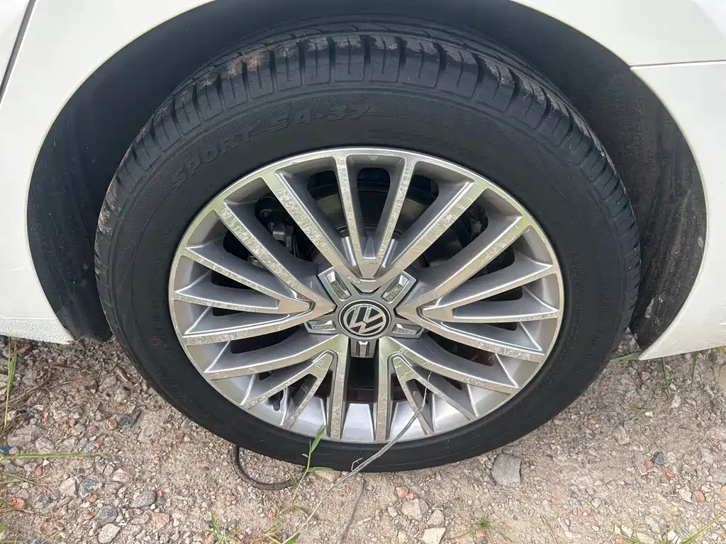 Volkswagen Lamando 2015