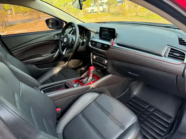 Mazda Atenza 2018