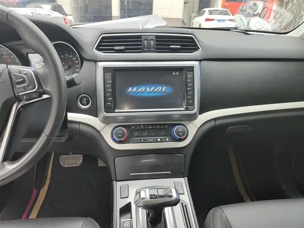 Haval H6 Coupe 2017 — фото 13