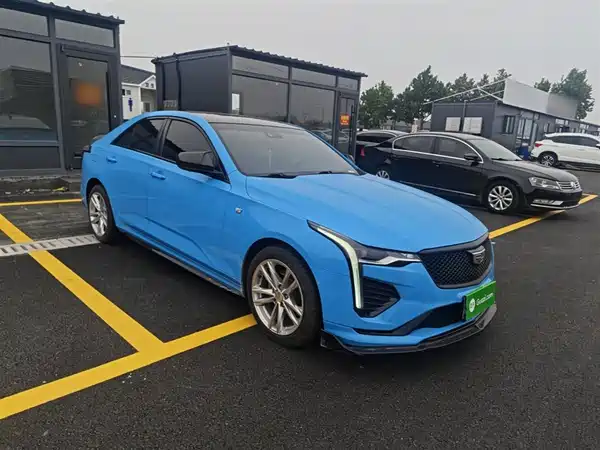 Cadillac CT4 2020