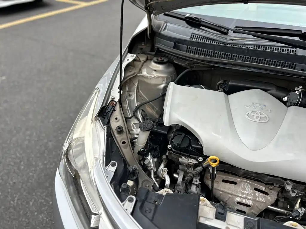 Toyota Vios 2015 — фото 40