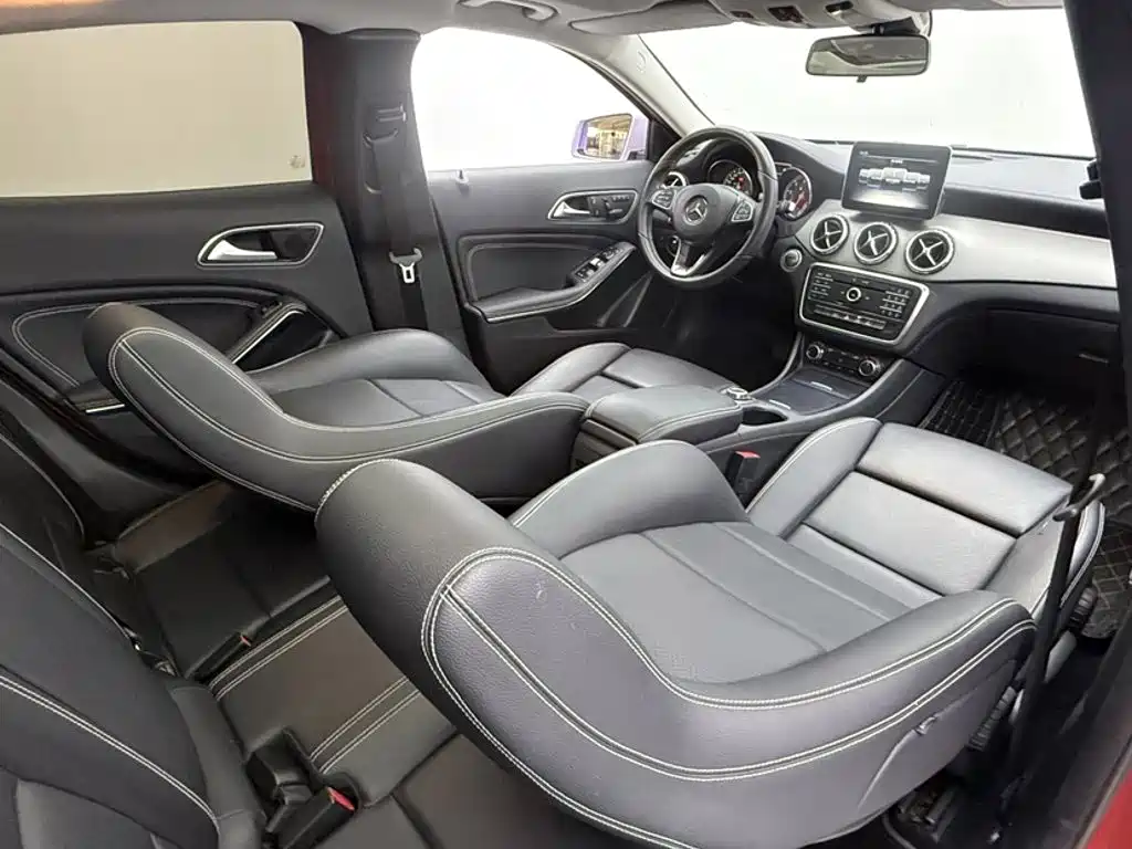 Mercedes-Benz GLA 2017 — фото 18