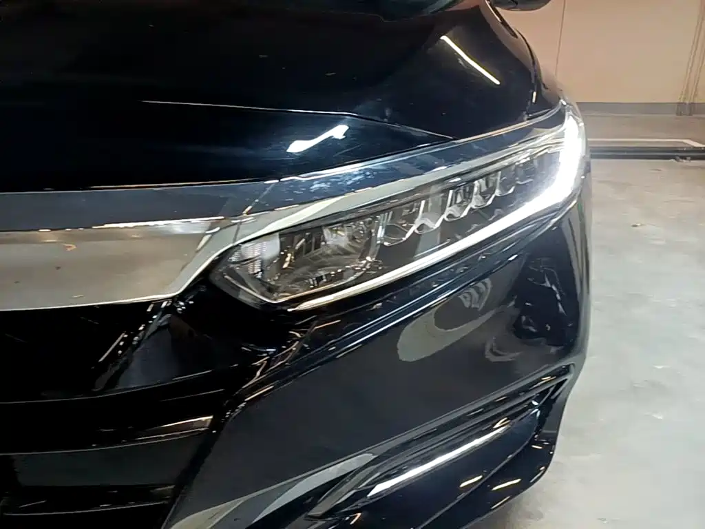 Honda Accord 2021 — фото 24