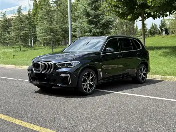 BMW X5 2023