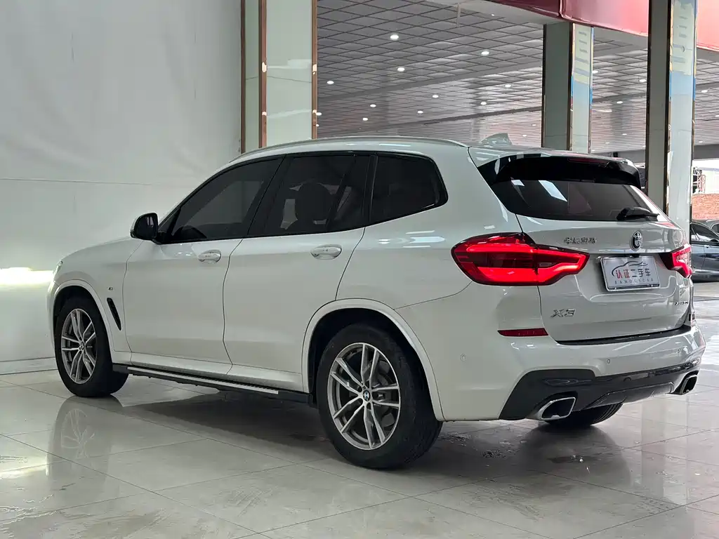 BMW X3 2018 — фото 17