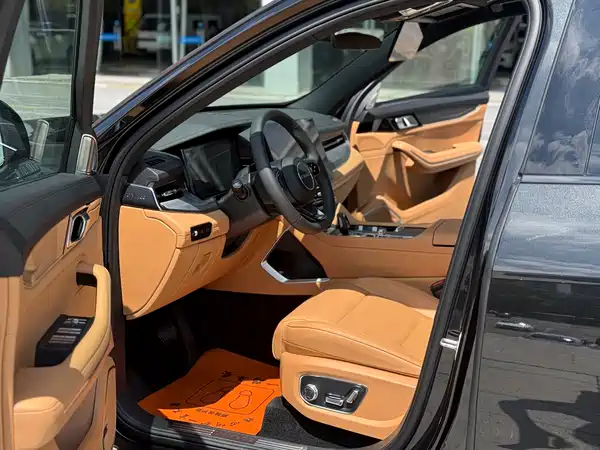 Lynk & Co 09 EM-P 2026