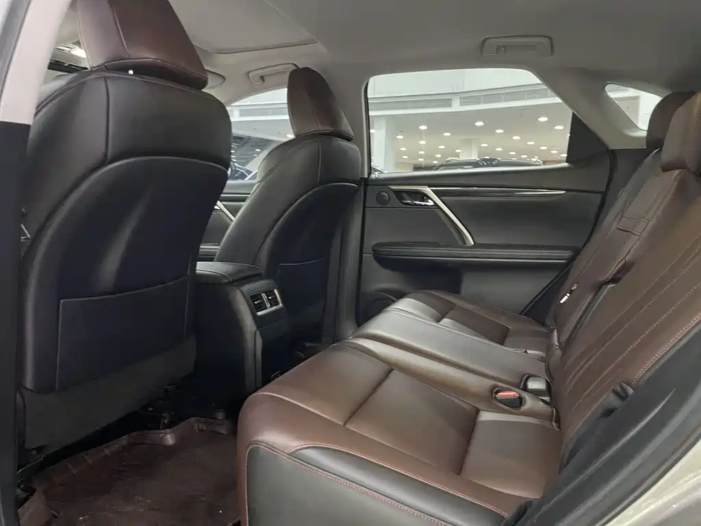 Lexus RX 2020 — фото 10