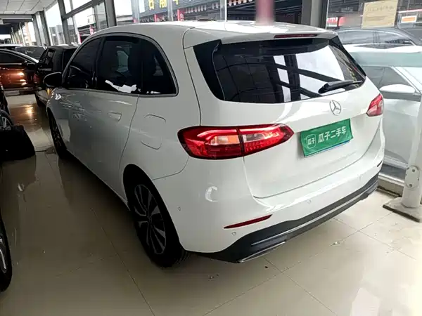 Mercedes-Benz B-Class 2022