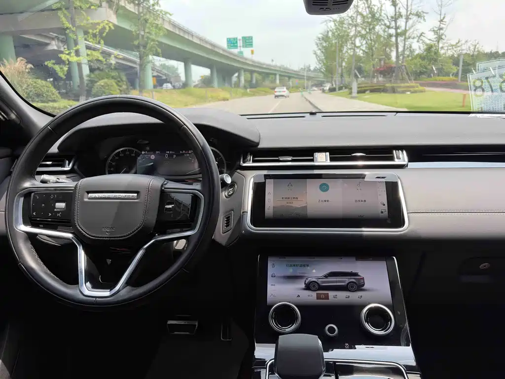 Land Rover Velar 2022 — фото 10