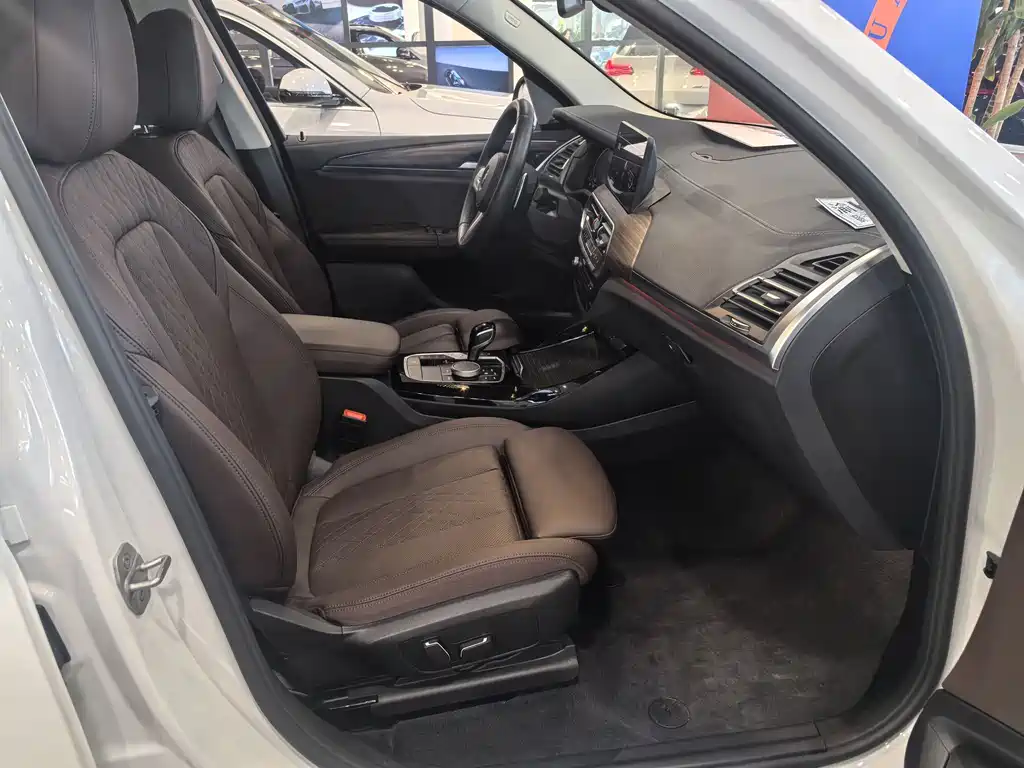 BMW X3 2025 — фото 13
