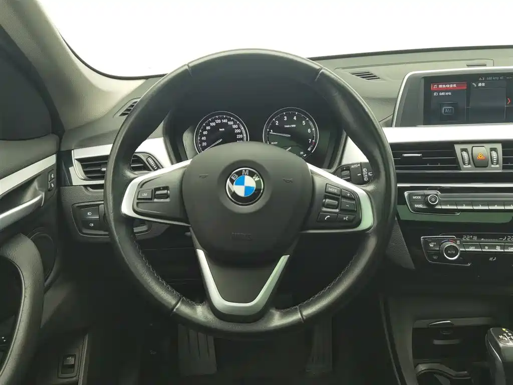 BMW X1 2019 — фото 11