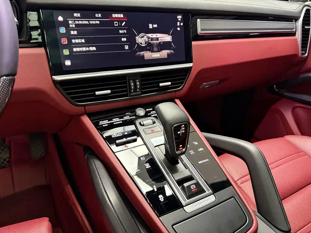 Porsche Cayenne Hybrid 2023 — фото 12