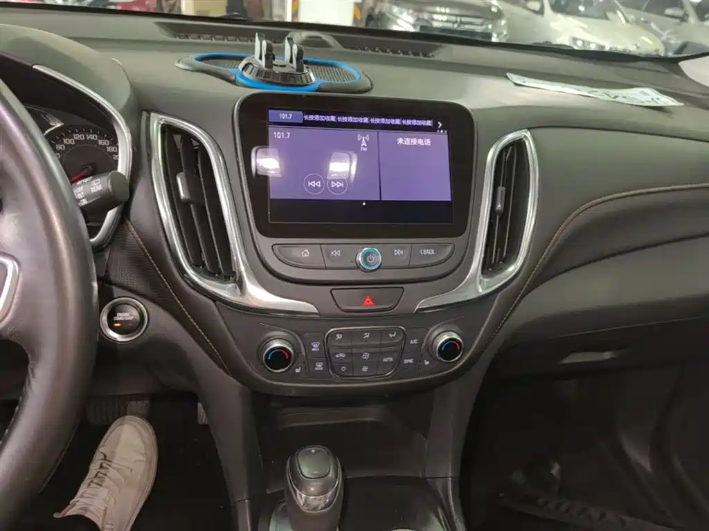 Chevrolet Equinox 2020 — фото 13