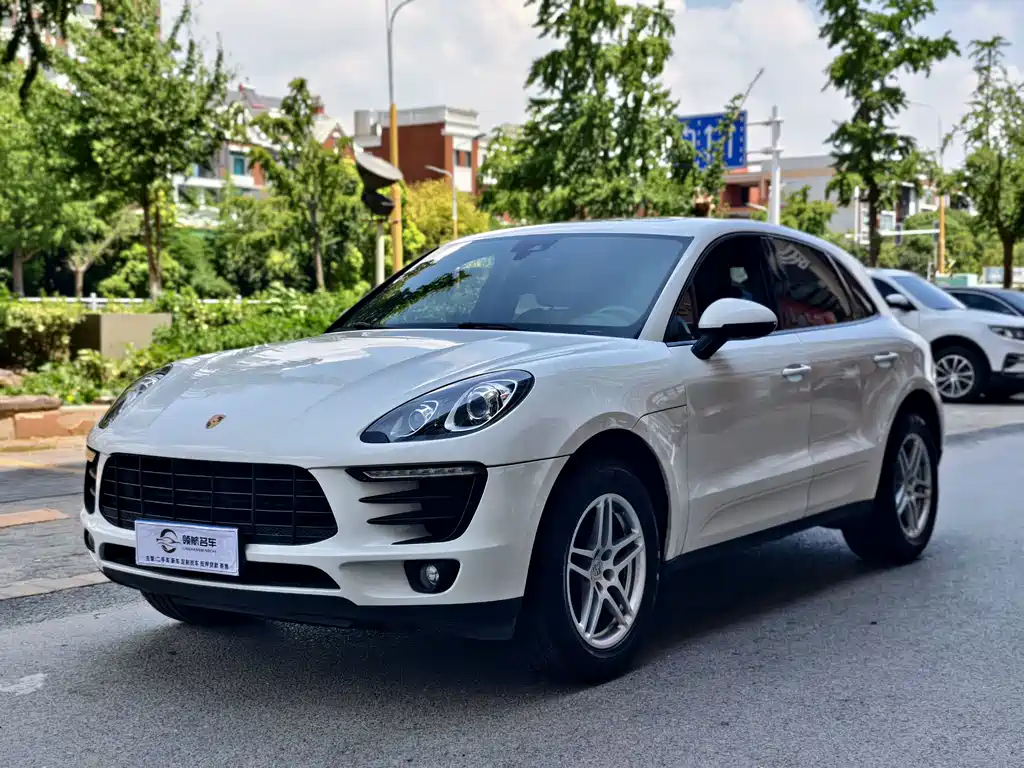 Porsche Macan 2017 — фото 1