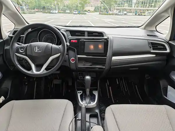 Honda Fit 2015