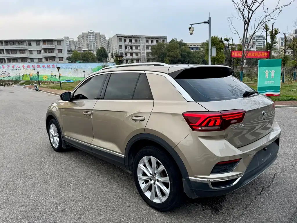 Volkswagen T-Roc 2019 — фото 13