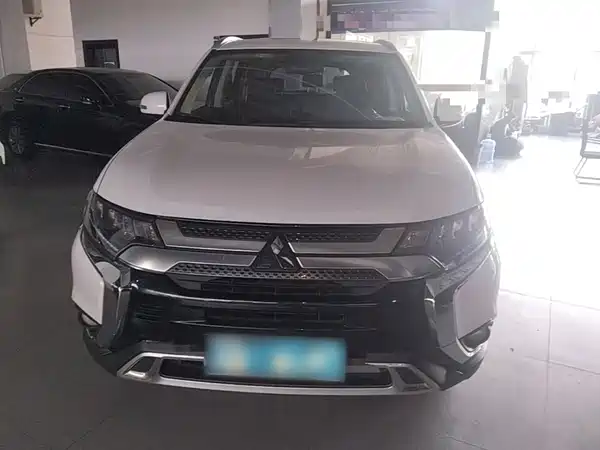 Mitsubishi Outlander 2019