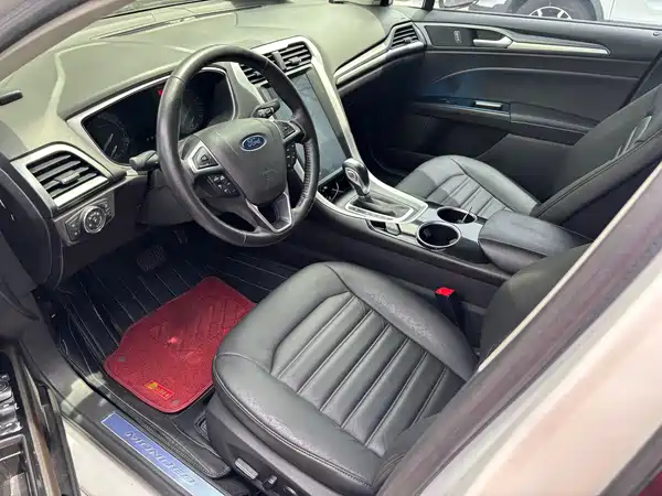 Ford Mondeo 2013