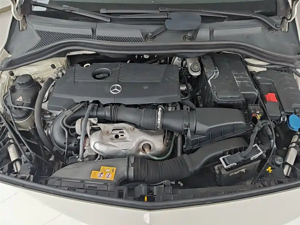 Mercedes-Benz B-Class 2017 — фото 19