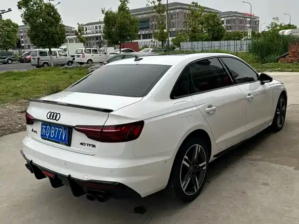 Audi A4L 2022