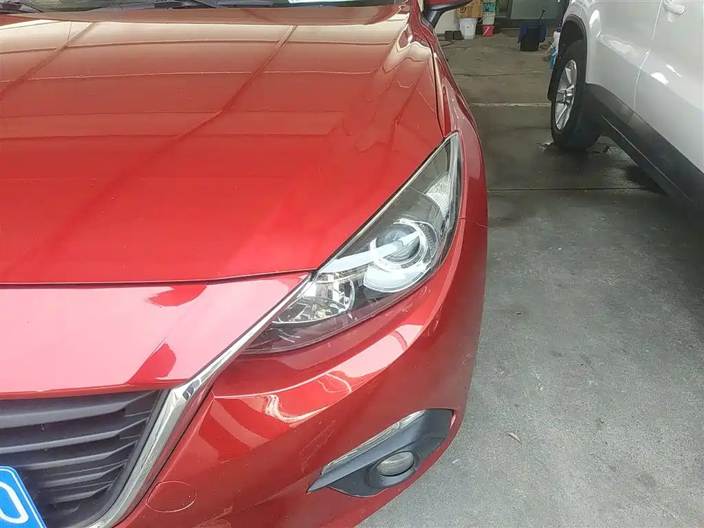 Mazda 3 Axela 2016 — фото 18