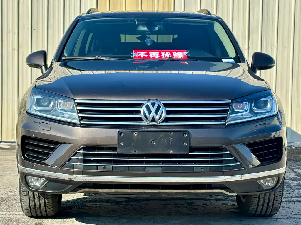 Volkswagen Touareg 2016 — фото 2