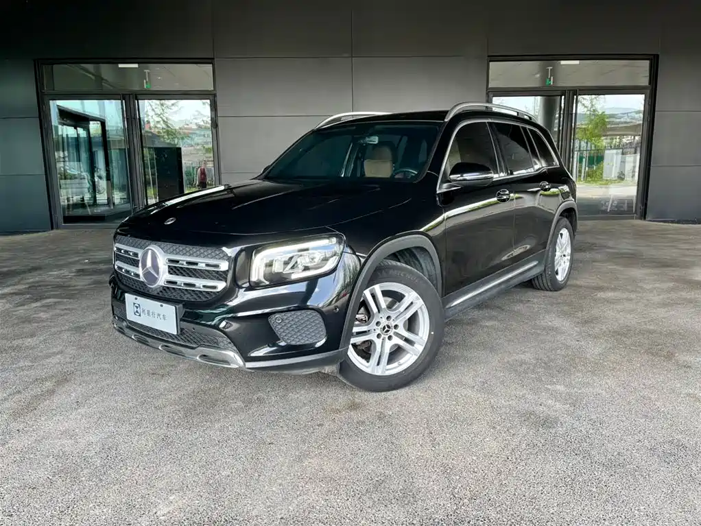 Mercedes-Benz GLB 2020 — фото 1