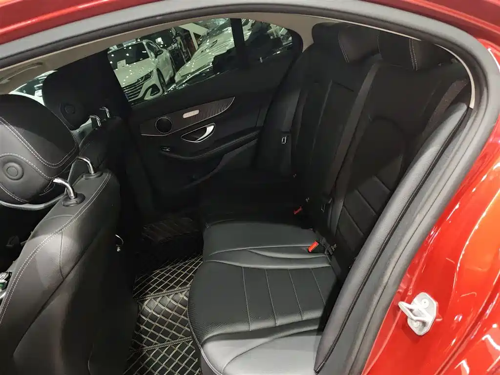 Mercedes-Benz C-Class 2018 — фото 17