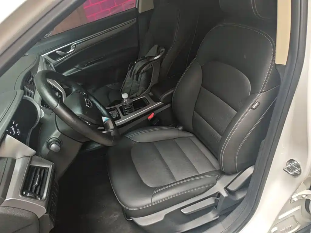 Geely Emgrand GS 2020 — фото 15