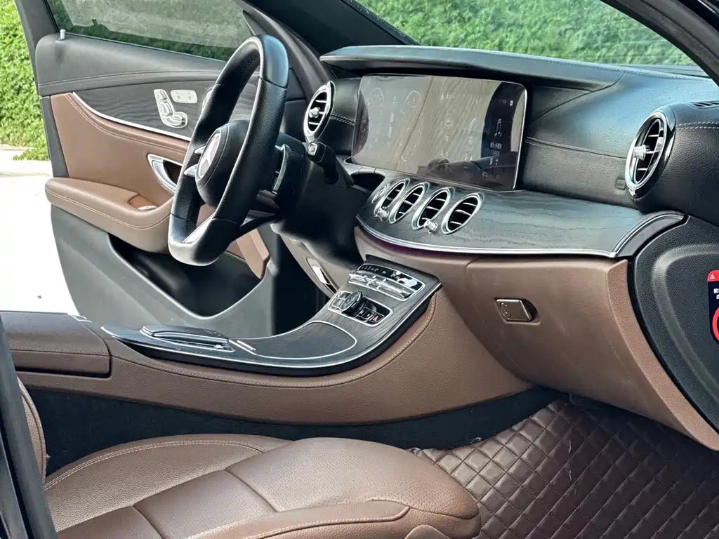 Mercedes-Benz E-Class 2021 — фото 4