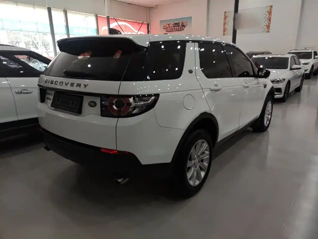 Land Rover Discovery Sport 2018 — фото 7